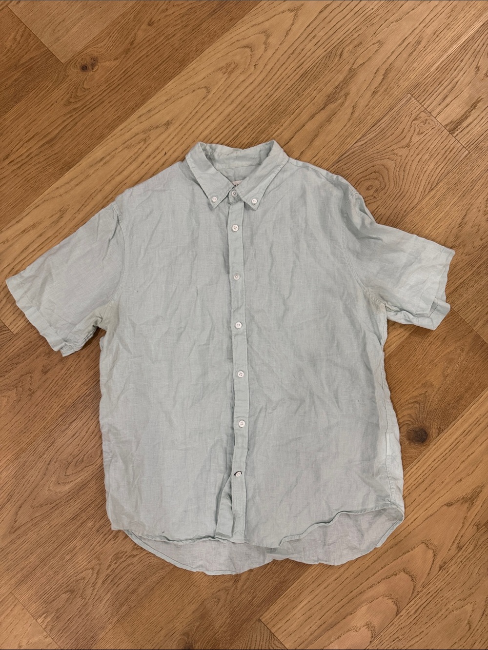 Club Monaco 100% linen Light Green Short-Sleeve Button-Down Shirt